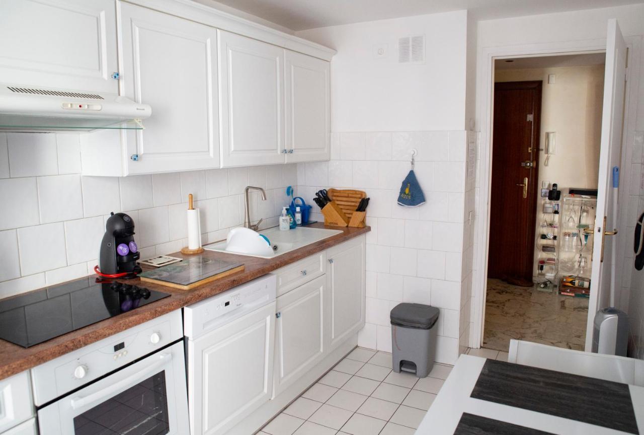 ניס Chill Out Apartment, 2 Mins From Beach מראה חיצוני תמונה