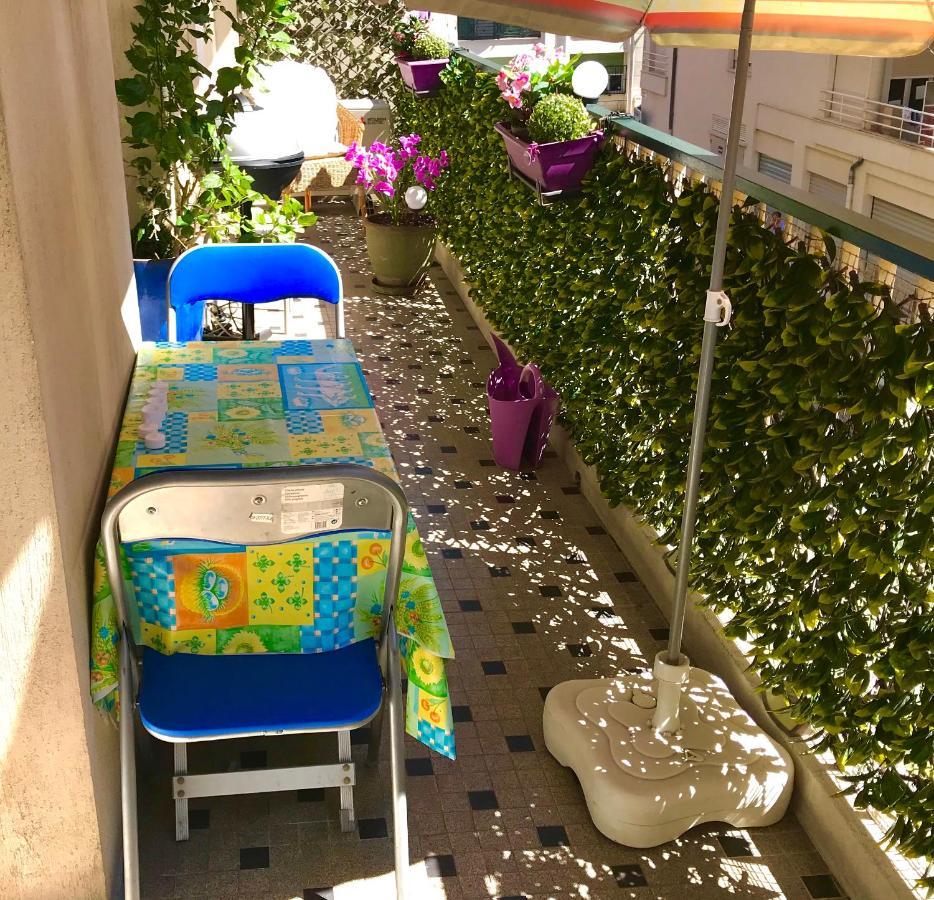 ניס Chill Out Apartment, 2 Mins From Beach מראה חיצוני תמונה