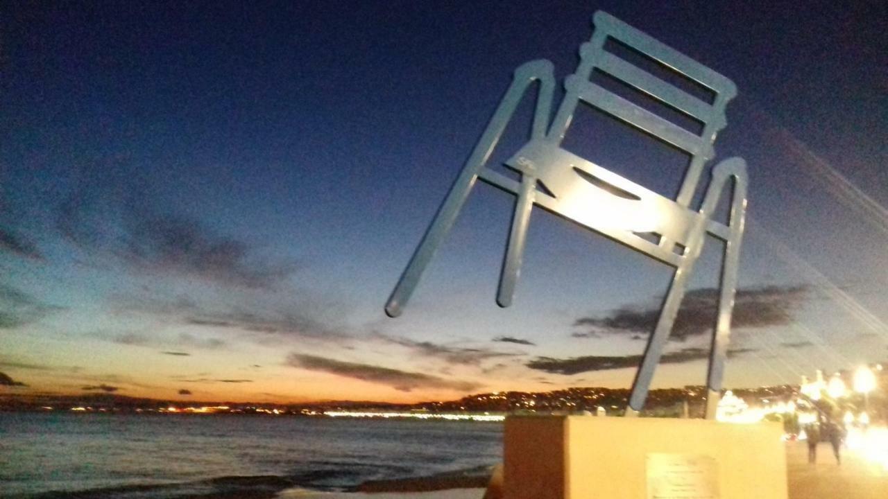 ניס Chill Out Apartment, 2 Mins From Beach מראה חיצוני תמונה